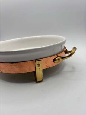 Old Dutch Copper and Brass Stand White Casserole Dish 9 Inch